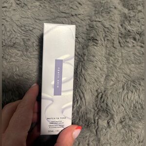 Fenty Beauty Watch Ya Tone Serum in White and Lavender